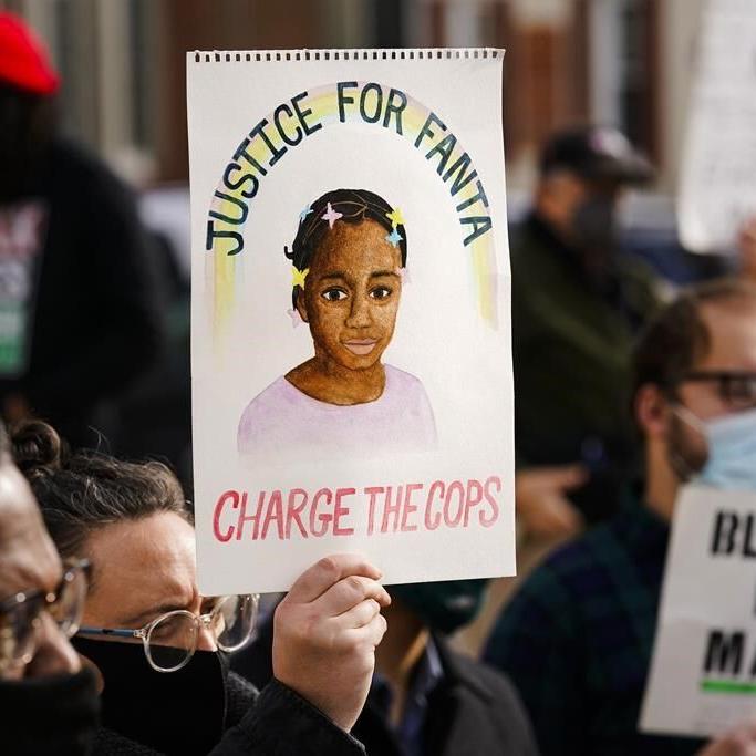 Ex-officers get house arrest in girl's gunfire death at game